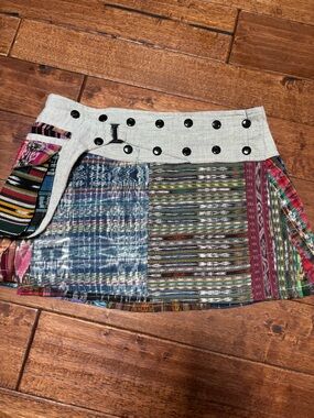 Patchwork Bohemian hippy Mini Skirt with Buttoned Waist S/M